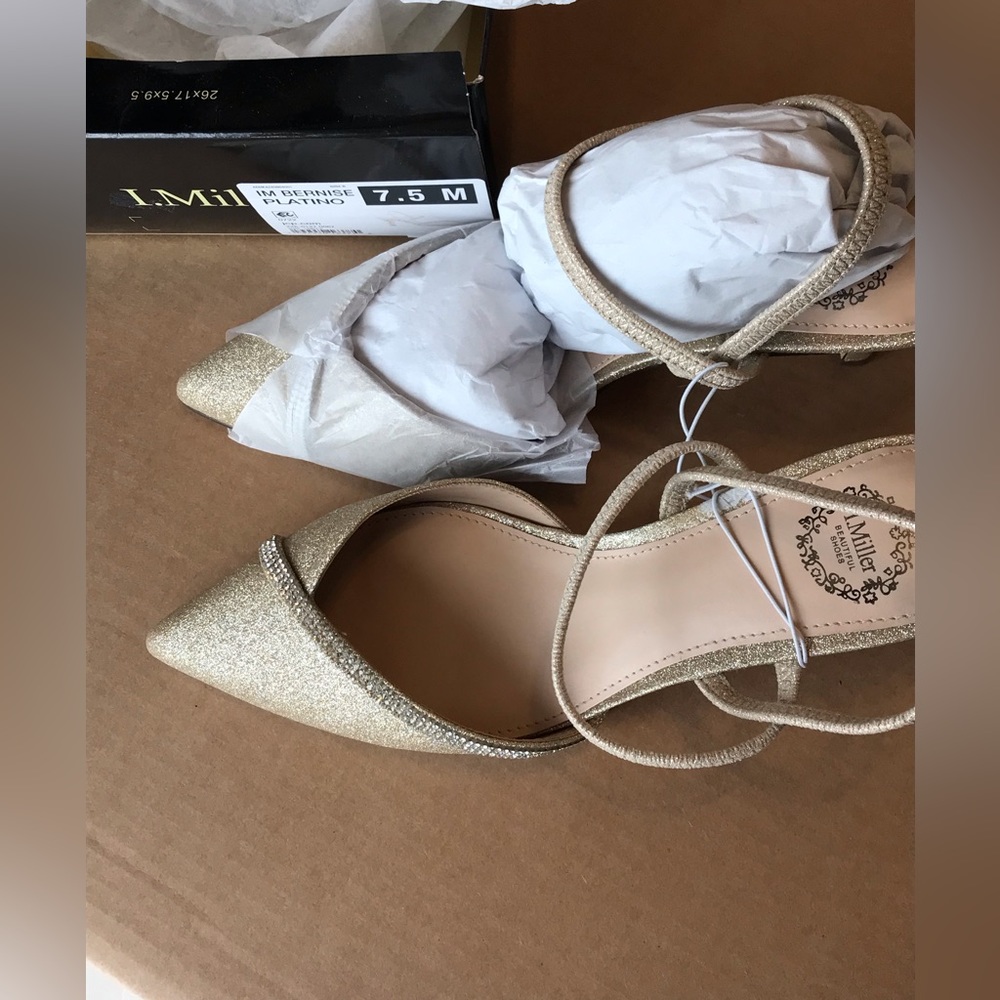 I.Miller Women’s Gold Heels/shoes/sandals/size 7.5/nwt